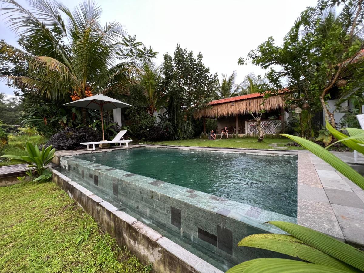 Uma Mupu Retreat Villa Gianyar  Exterior photo